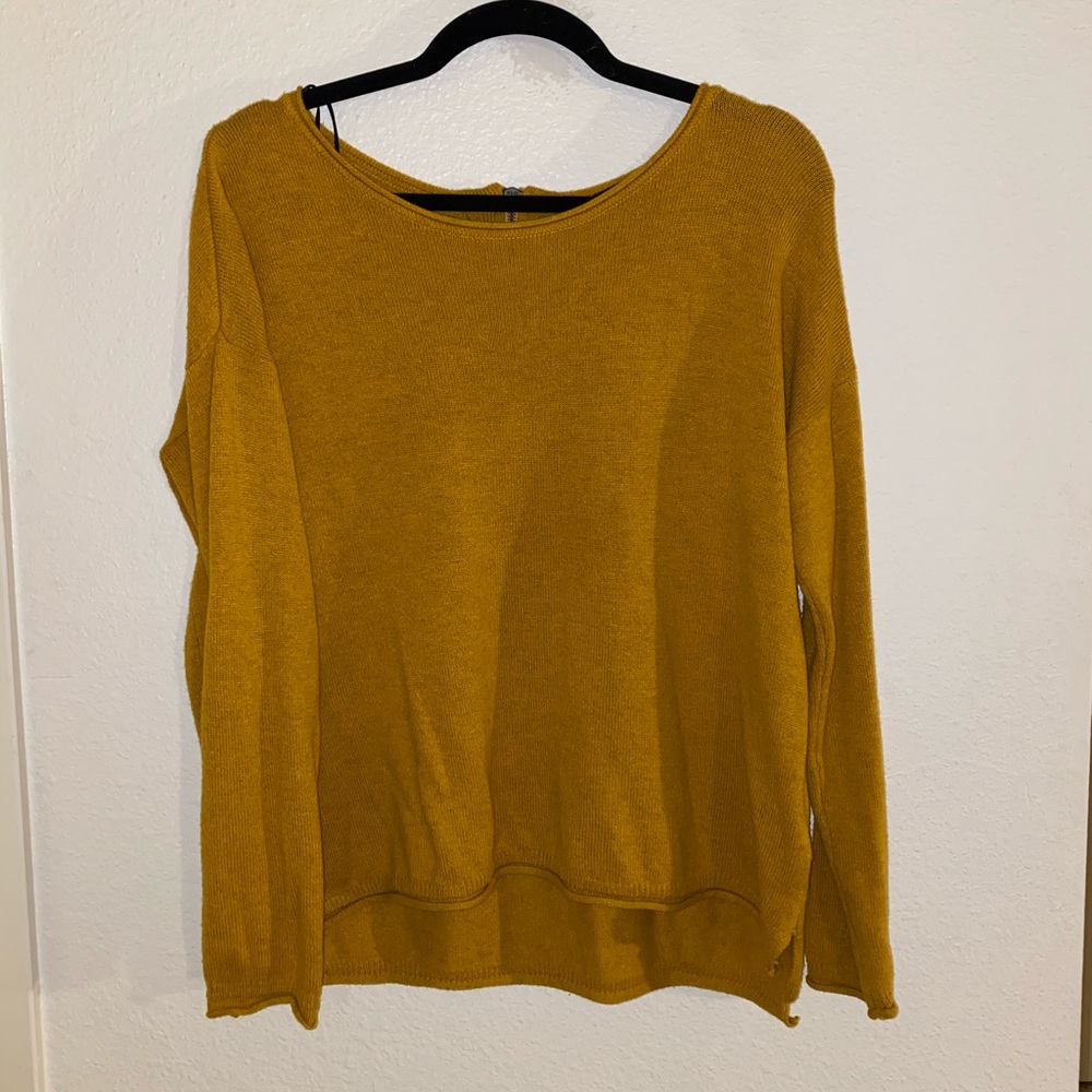 Mustard yellow H&M sweater